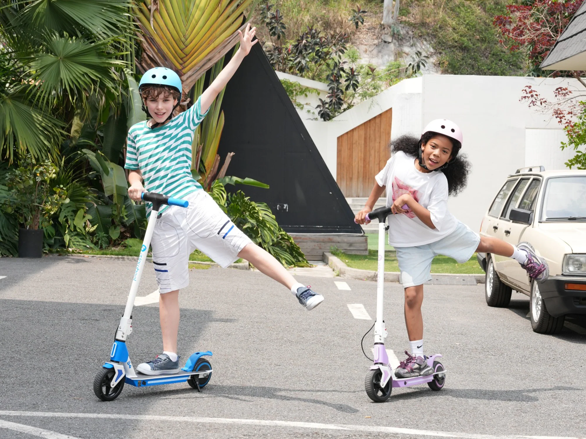 S4 Electric Scooter for Kids Ages 6-14 - Image 10